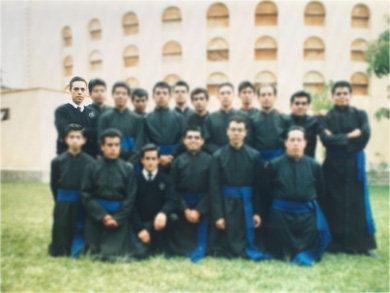 Salvador 3 en el seminario