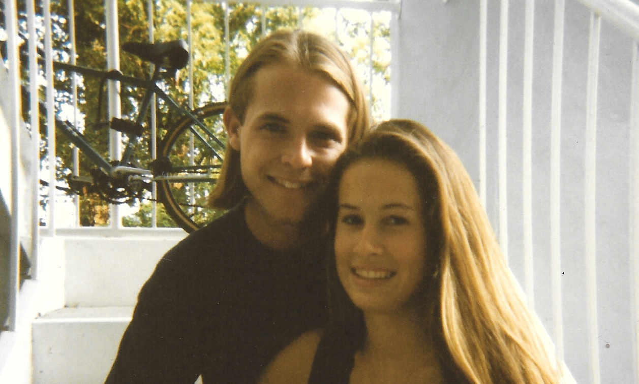 4 Amy y Shannon jovenes novios