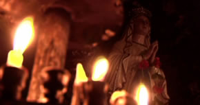 Velas con la Virgen